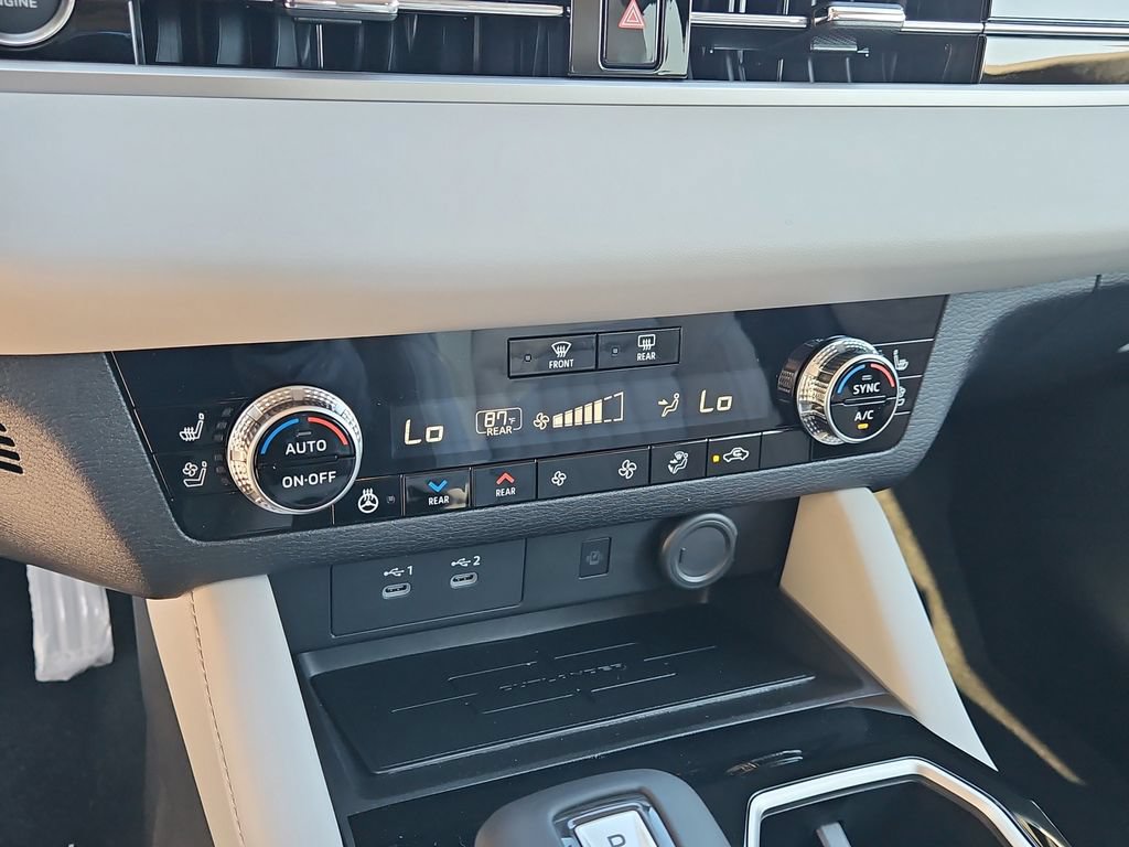 New 2026 Mitsubishi Outlander SEL FWD image 26