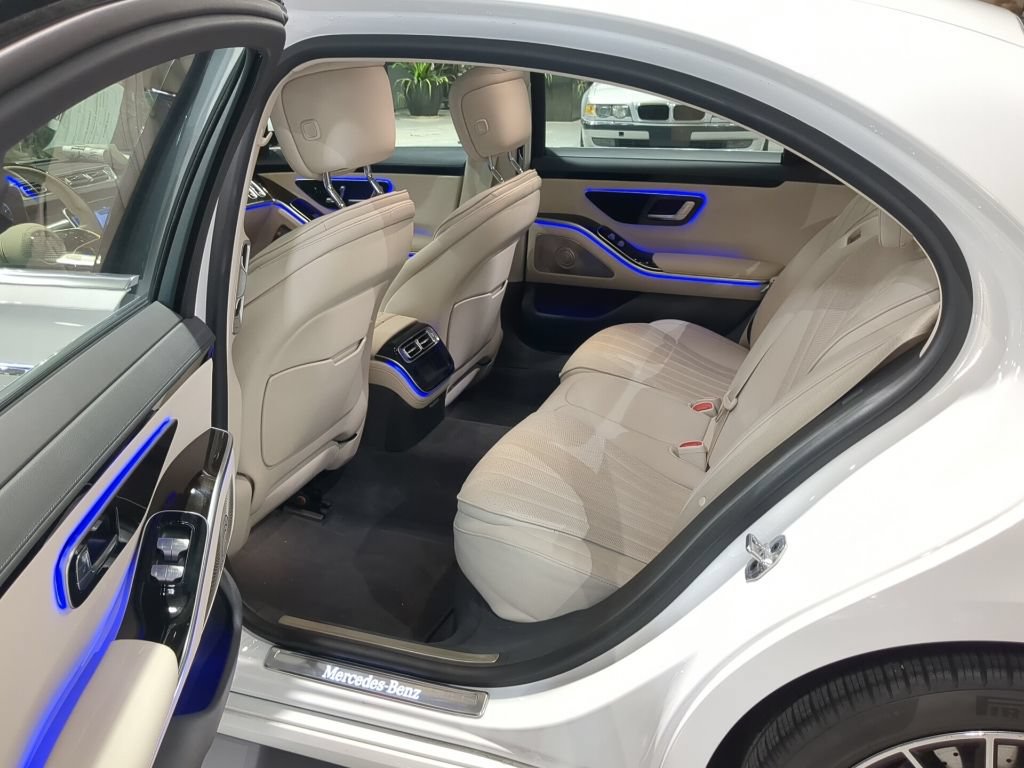 Used 2024 Mercedes-Benz S 500 4MATIC image 12