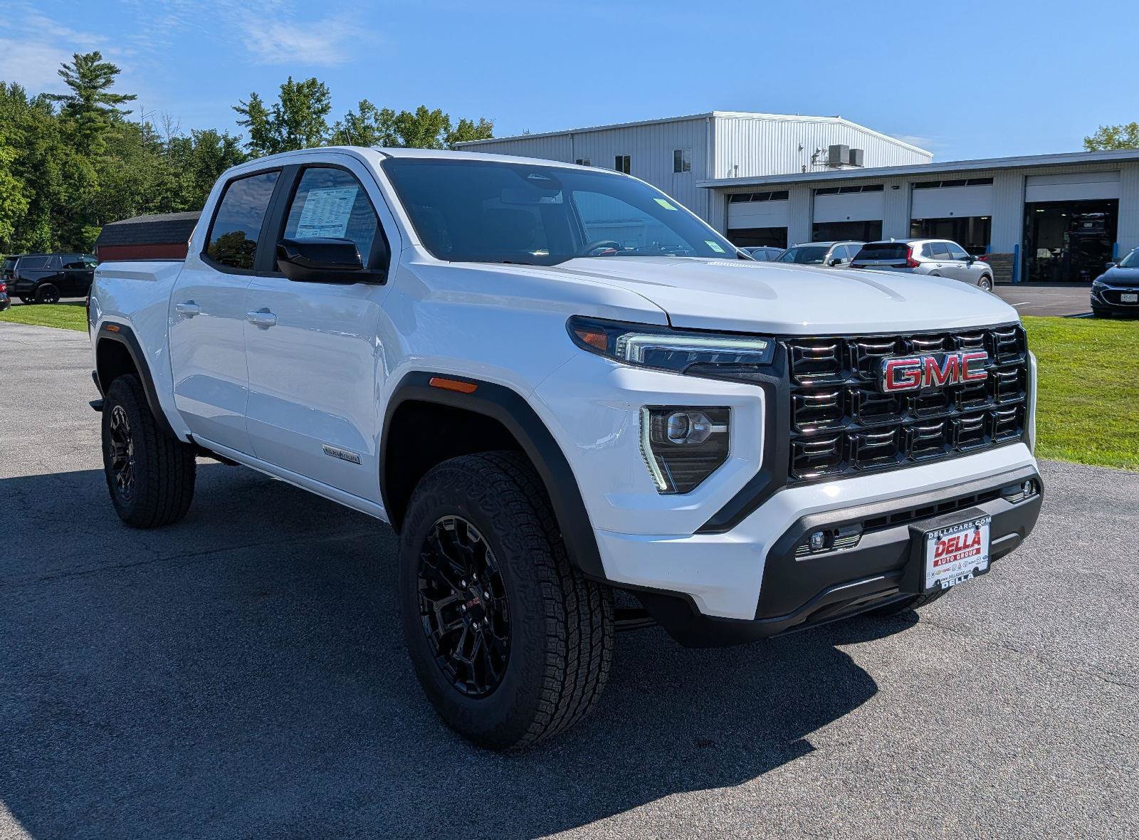 New 2026 GMC Canyon Elevation w/ Convenience Package AWD/4WD image 4