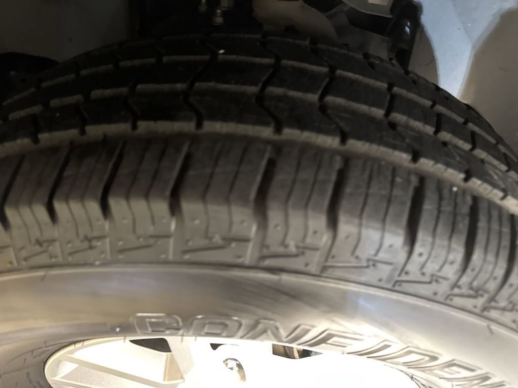 Used 2019 Nissan Frontier SV w/ Value Truck Package image 11