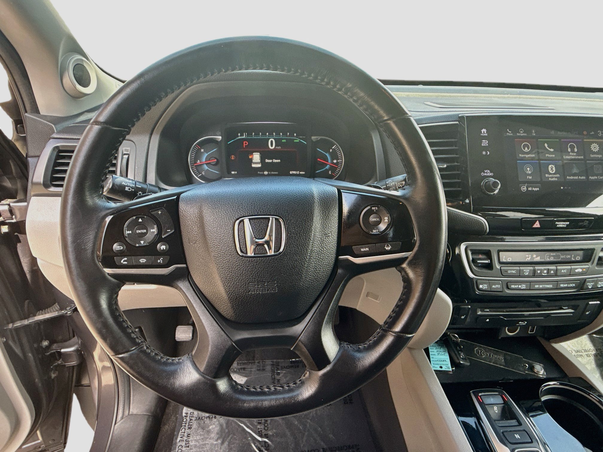 Used 2019 Honda Pilot Touring image 10