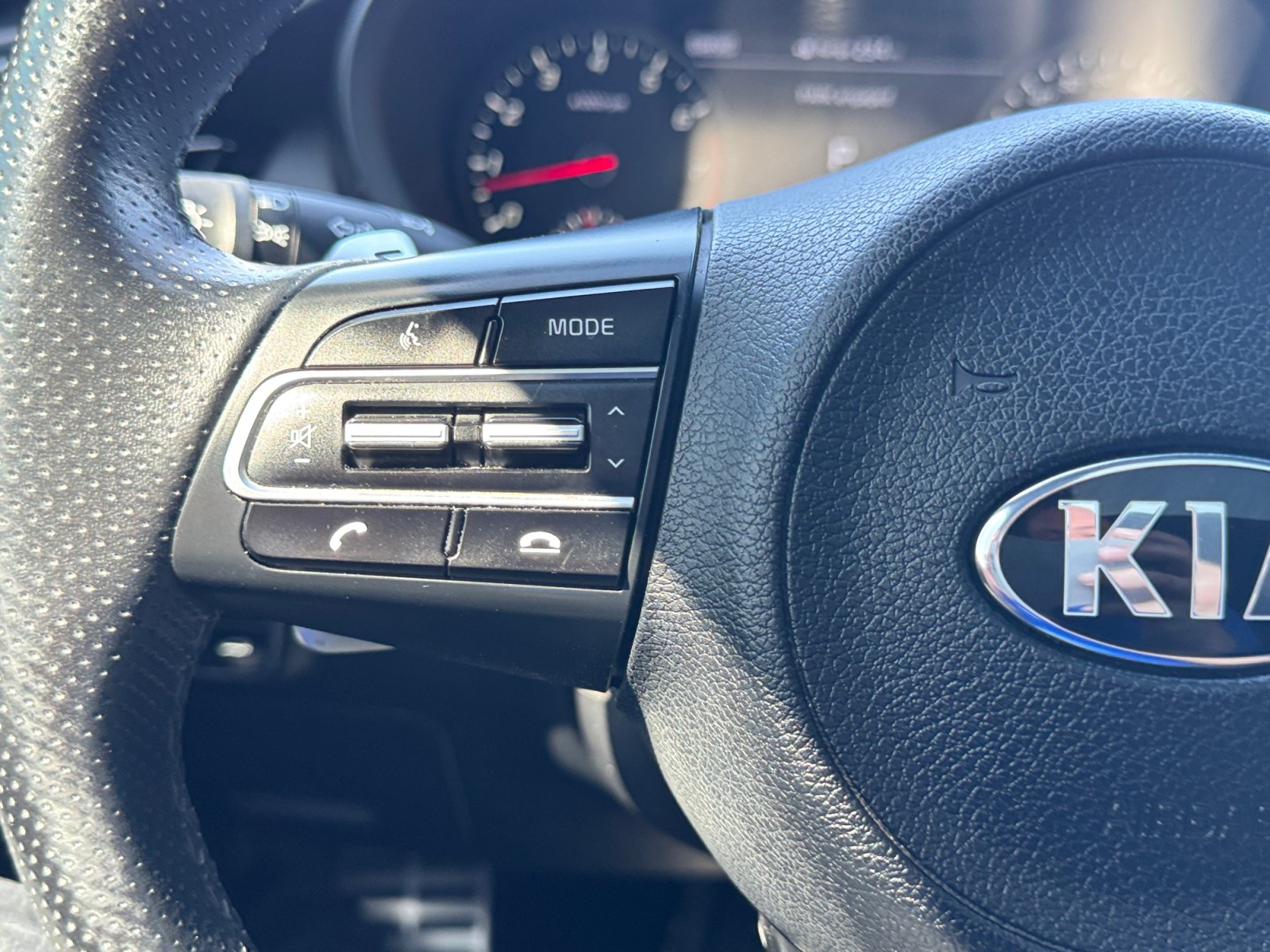 Used 2018 Kia Stinger GT2 RWD image 26
