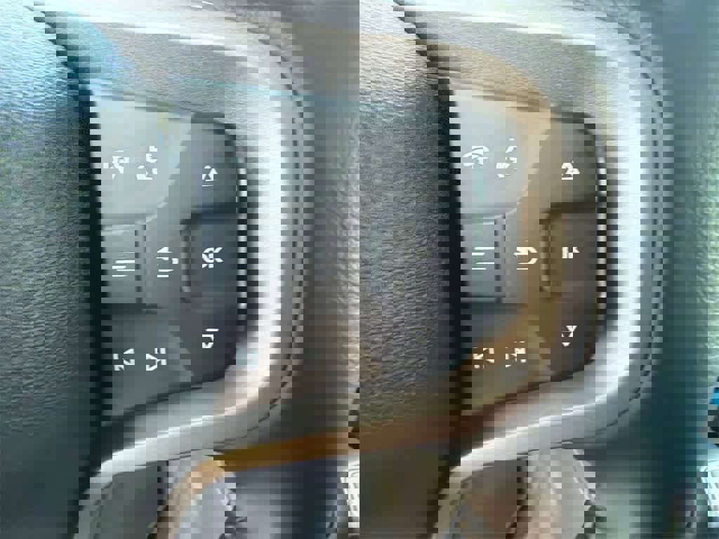 Used 2024 Ford Bronco Black Diamond image 18