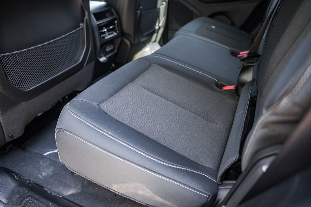 New 2025 Jeep Grand Cherokee Laredo X w/ Luxury Tech Group I image 32