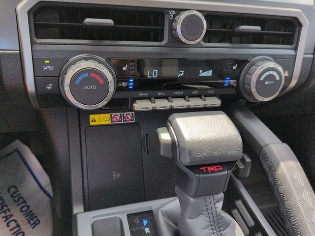 Certified 2025 Toyota 4Runner TRD Off-Road Premium AWD/4WD image 25