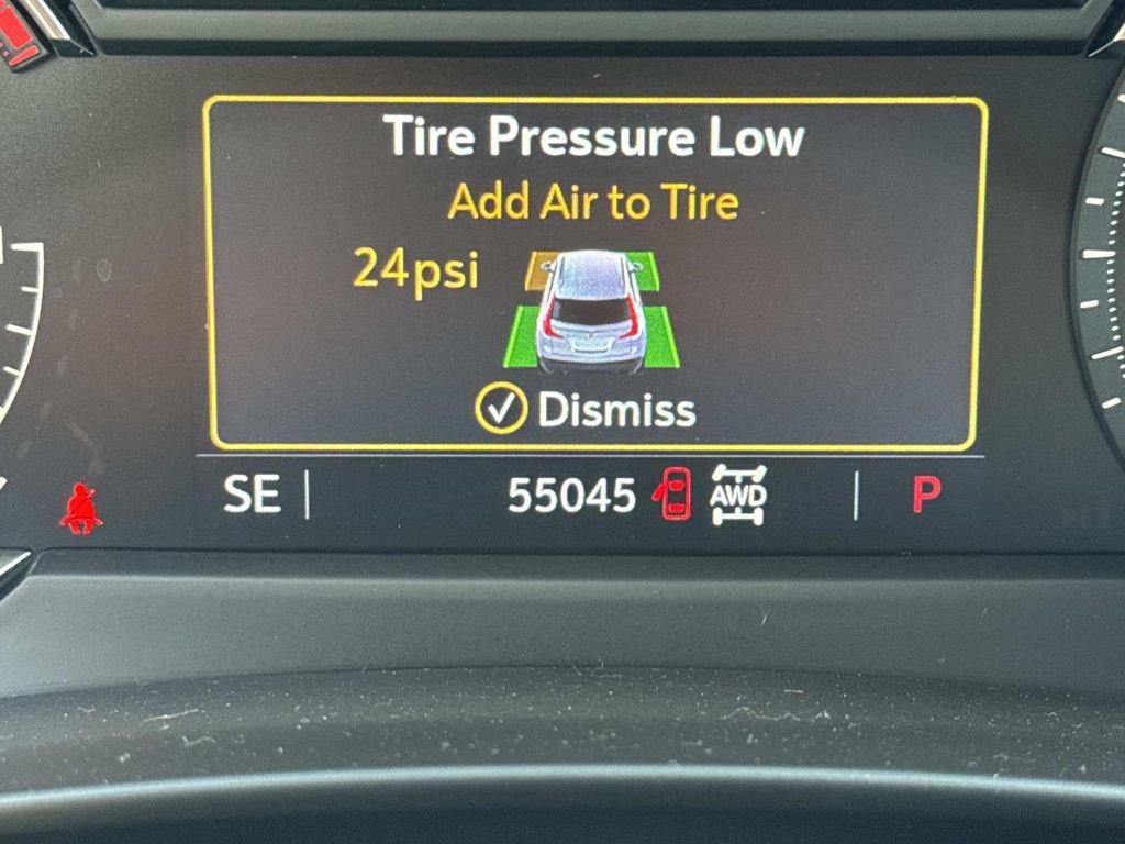 Used 2023 Cadillac XT4 Premium Luxury image 28