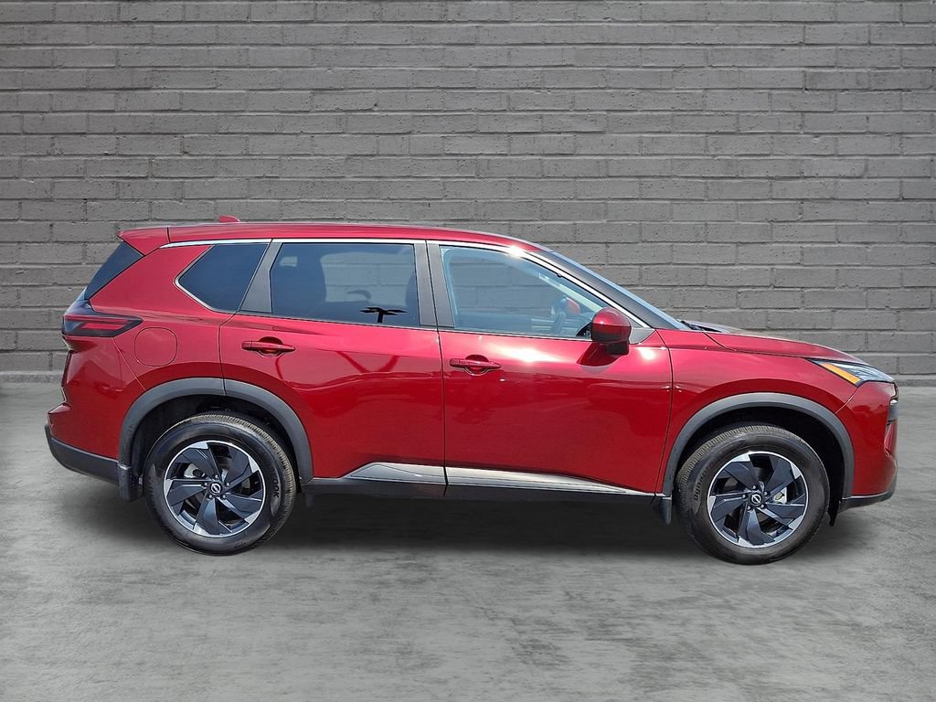 Used 2026 Nissan Rogue SV AWD/4WD image 13