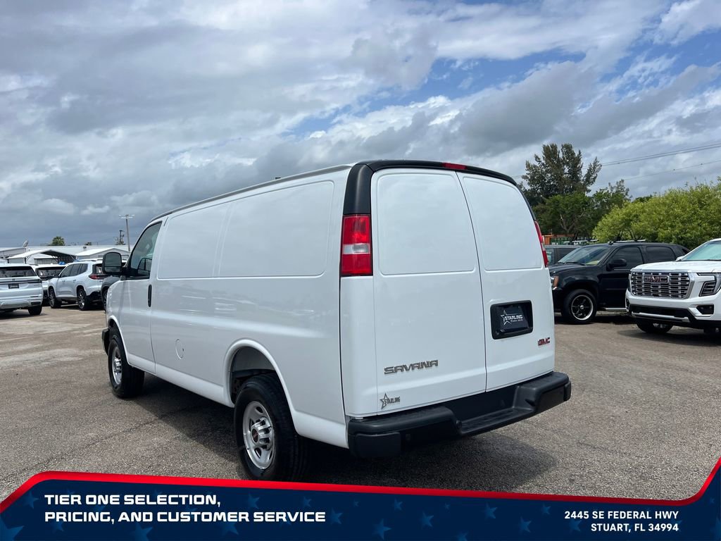 New 2026 GMC Savana 2500 RWD image 5