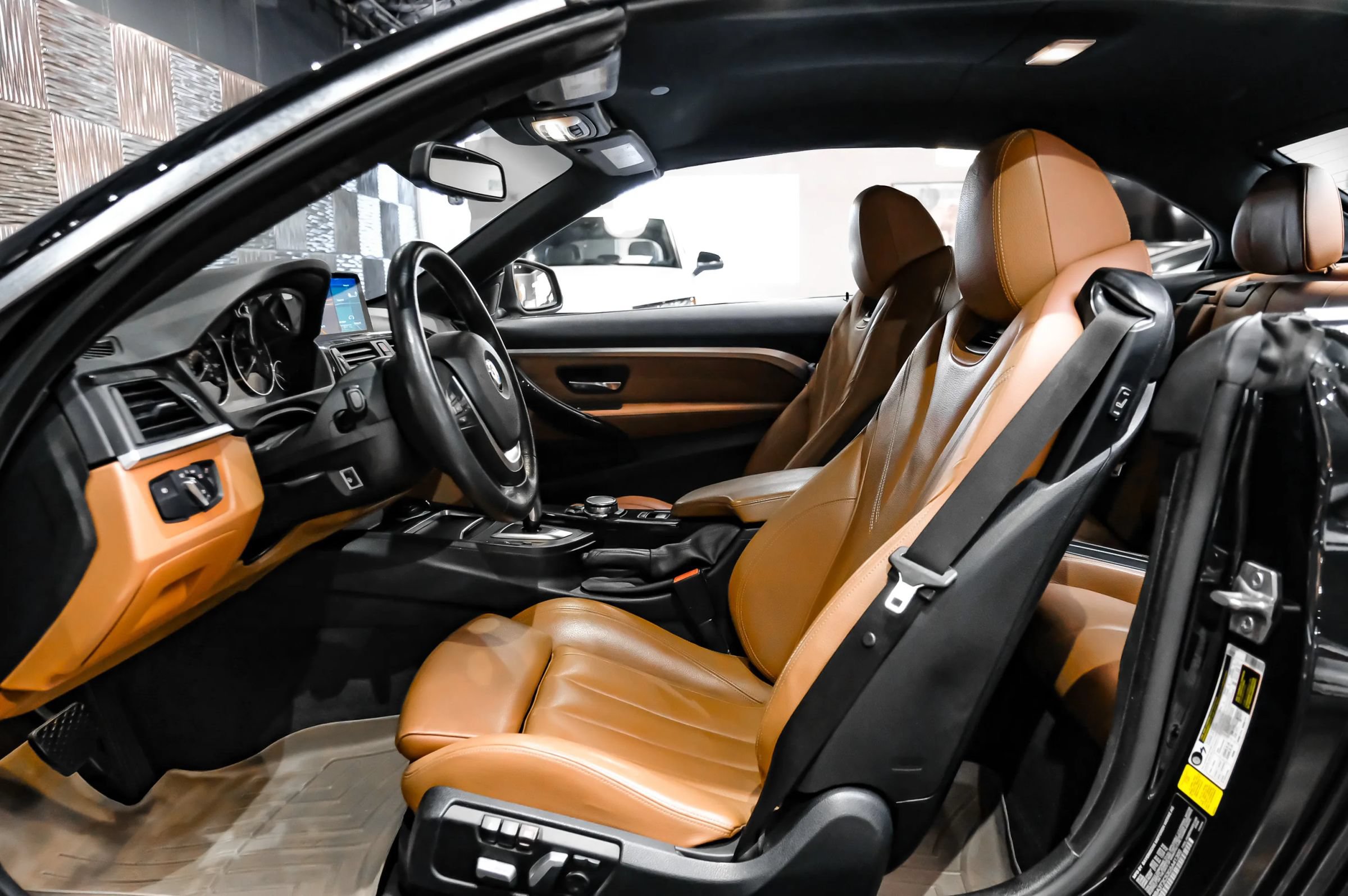 Used 2016 BMW 435i Convertible RWD image 4