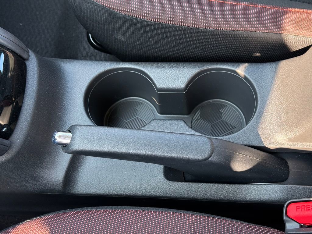 New 2025 Nissan Versa SR w/ Trunk Package image 14