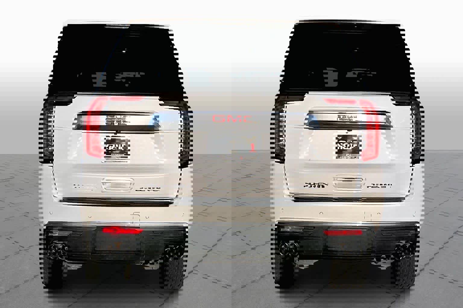 Used 2023 GMC Yukon Denali w/ Max Trailering Package image 4