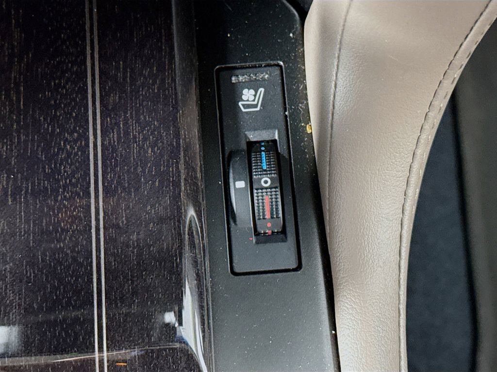 Used 2023 Lexus GX 460 Premium image 21