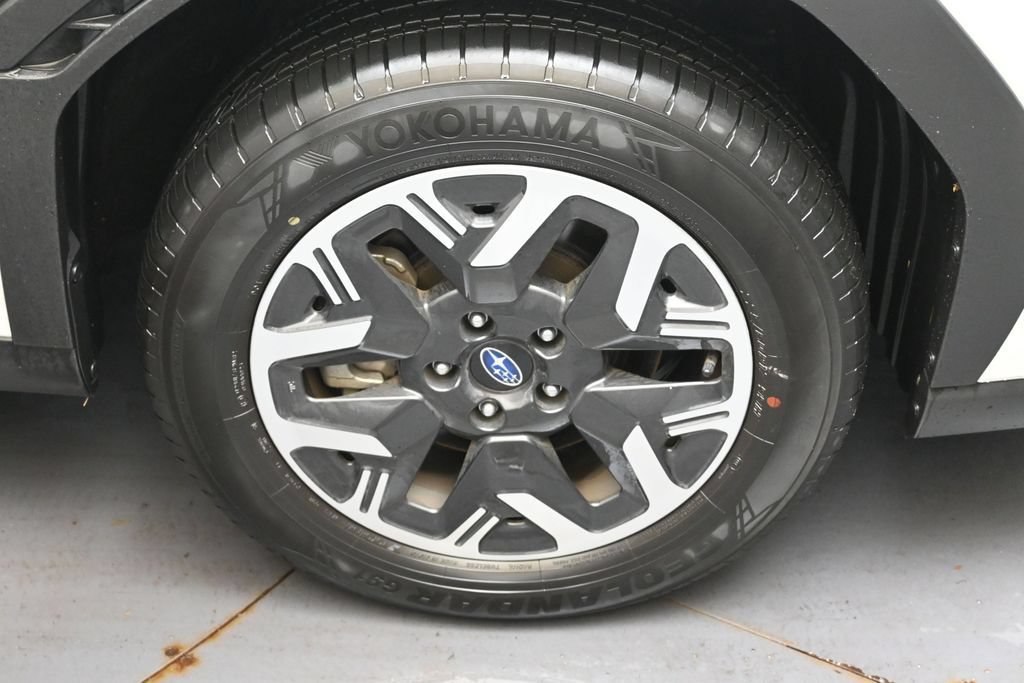 Certified 2025 Subaru Forester Premium AWD/4WD image 10