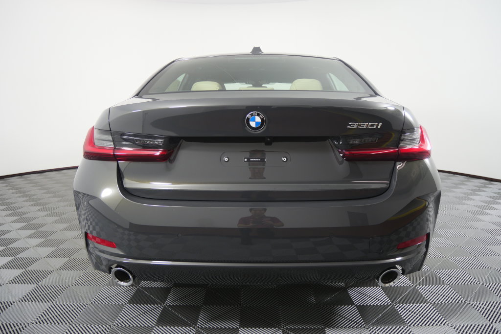 New 2026 BMW 330i Sedan w/ Premium Package RWD image 5