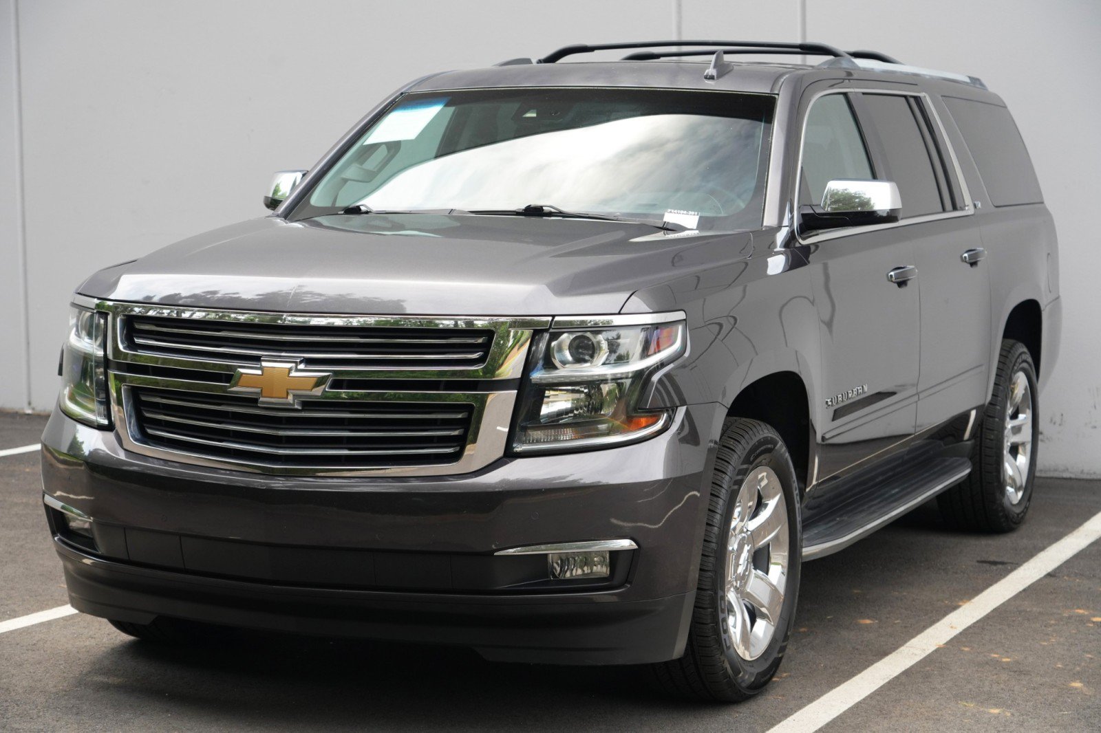 Used 2015 Chevrolet Suburban LTZ RWD image 52
