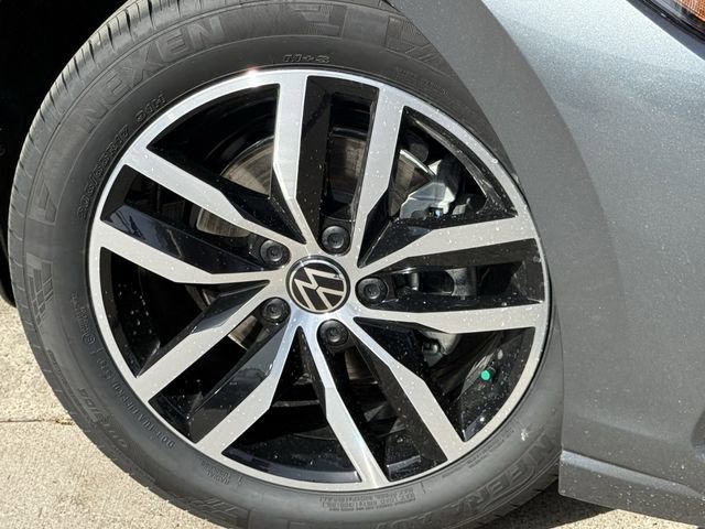 New 2026 Volkswagen Jetta SE image 7