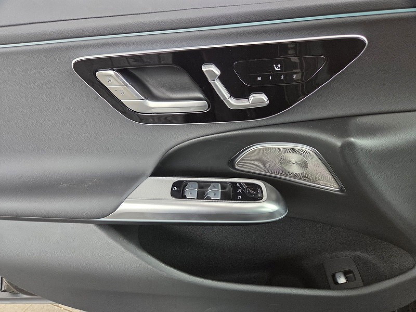 New 2026 Mercedes-Benz E 350 Sedan image 21