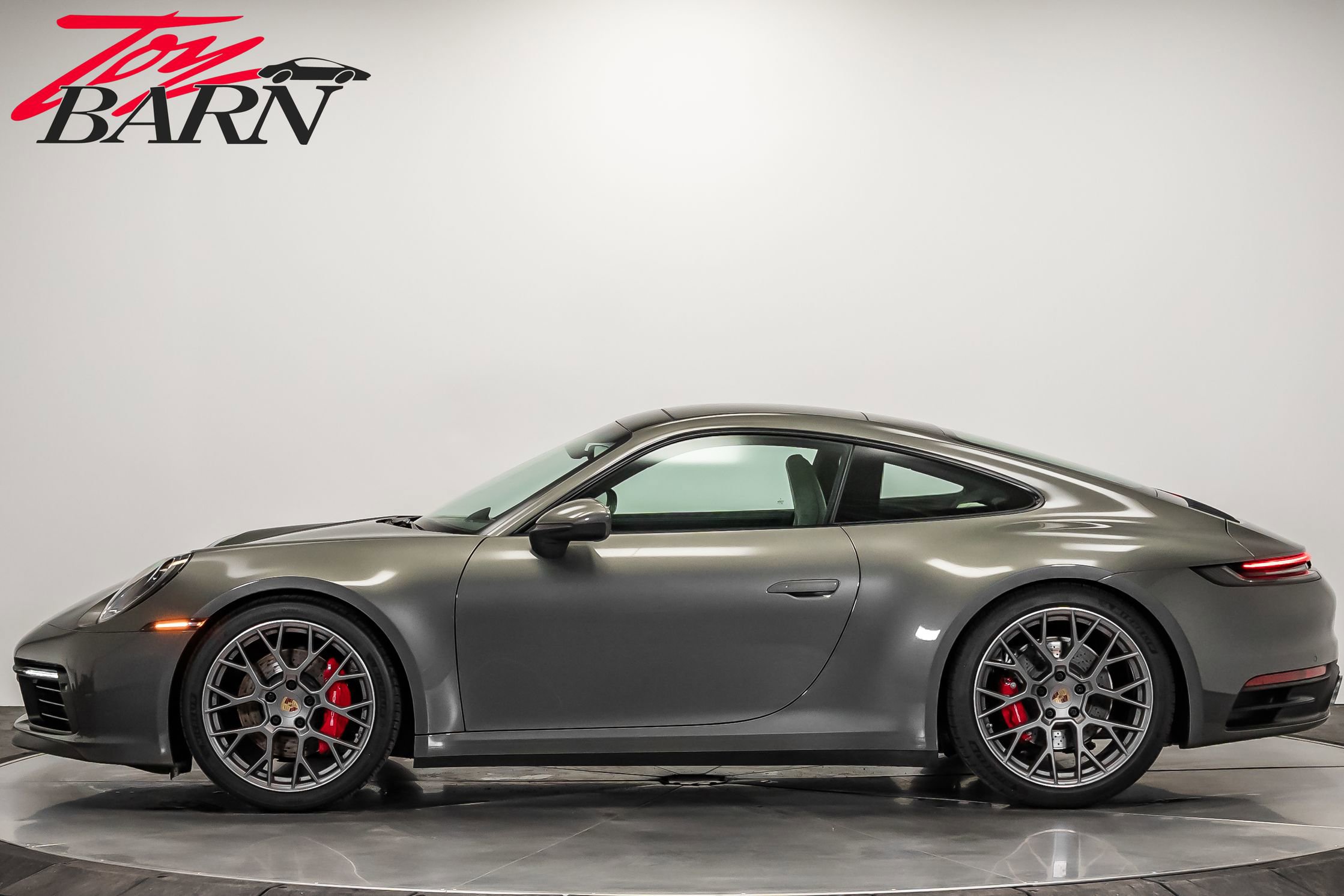 Used 2020 Porsche 911 Carrera S video 2
