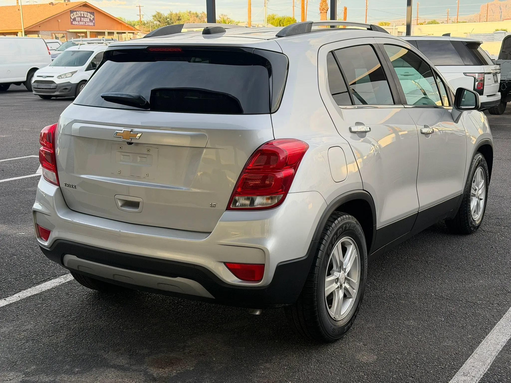 Used 2019 Chevrolet Trax LT w/ LT Convenience Package FWD image 9