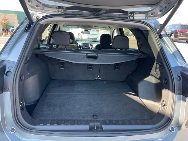 Used 2023 Chevrolet Equinox LT w/ Driver Convenience Package AWD/4WD image 34