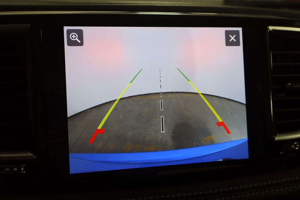 New 2026 Chrysler Pacifica Limited w/ Uconnect Theater Family Group image 47