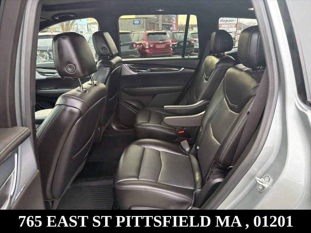 Used 2024 Cadillac XT6 Sport w/ Technology Package image 22