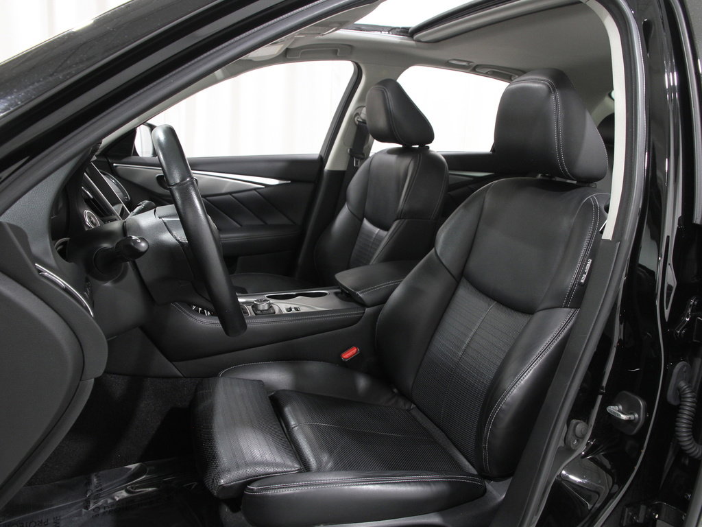 Used 2018 INFINITI Q50 Sport image 5