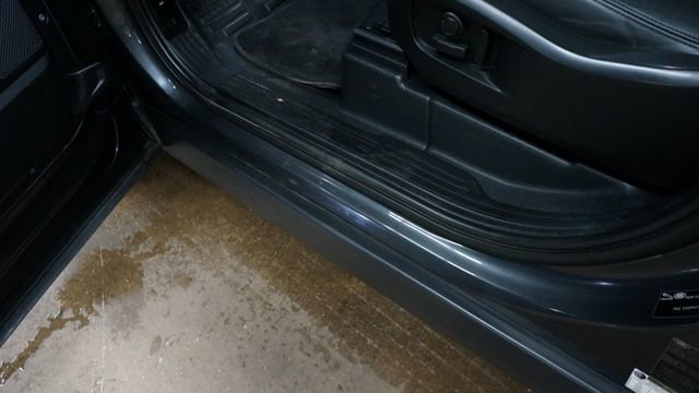 Used 2023 Land Rover Defender 90 S image 28