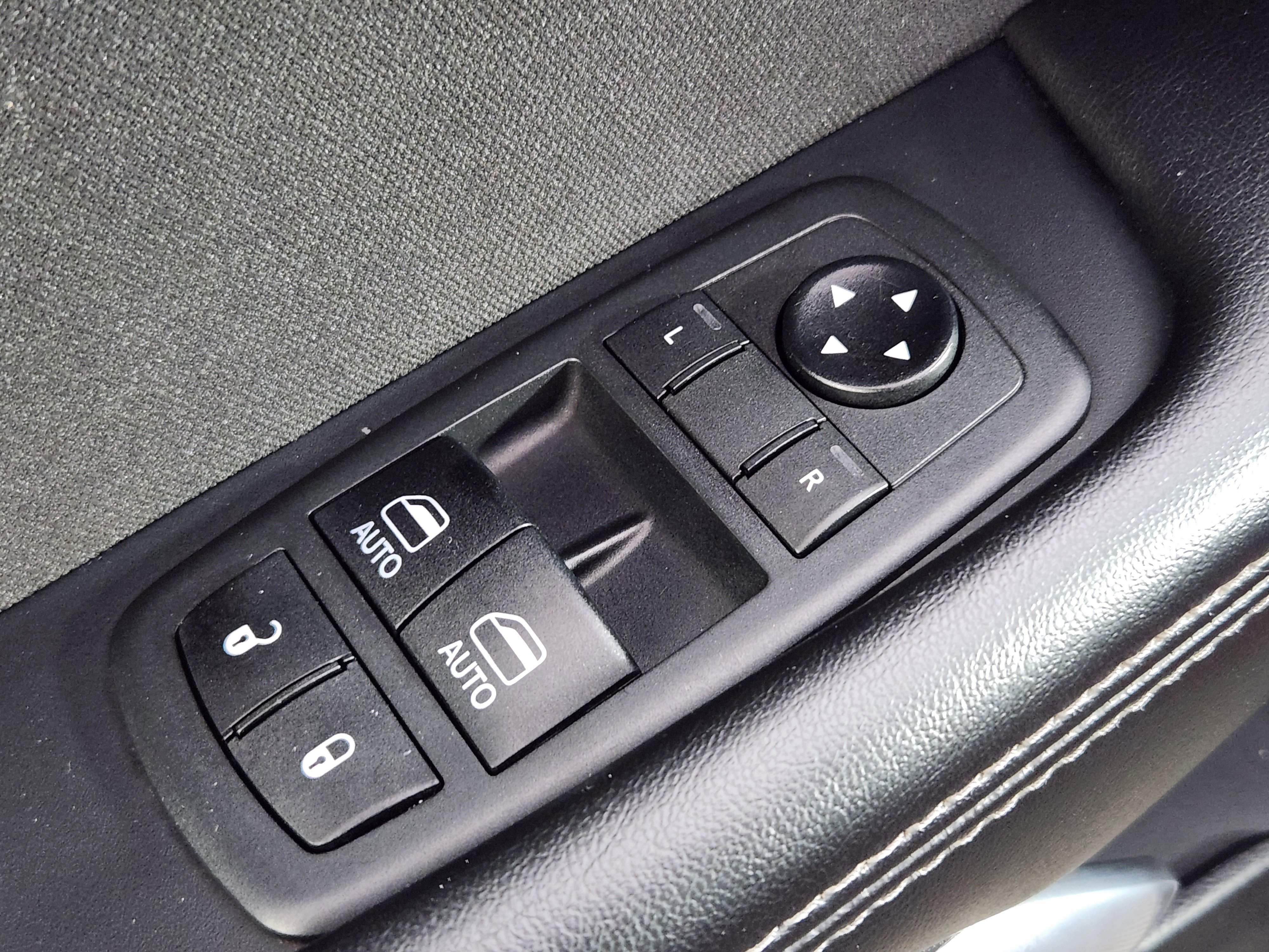 Used 2021 Dodge Challenger R/T image 17