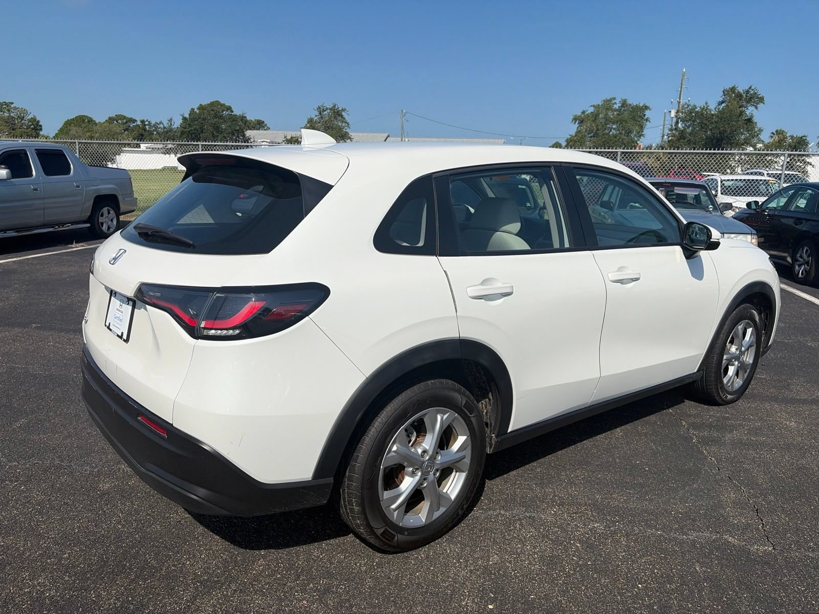 Certified 2023 Honda HR-V LX image 7