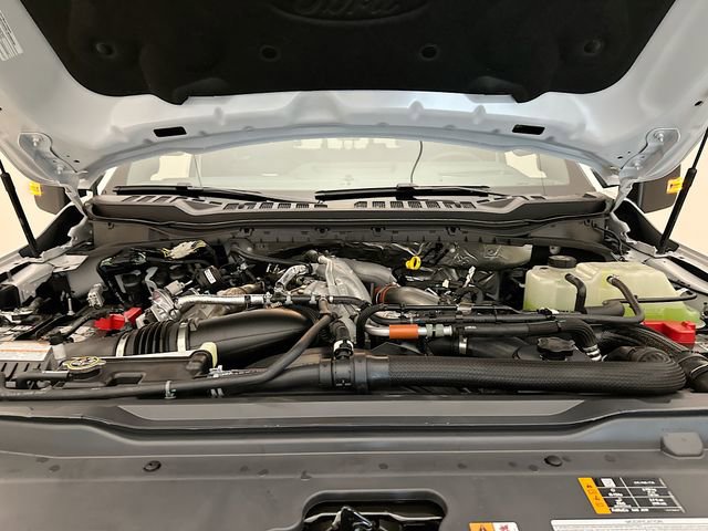 New 2026 Ford F450 Platinum w/ FX4 Off-Road Package image 32