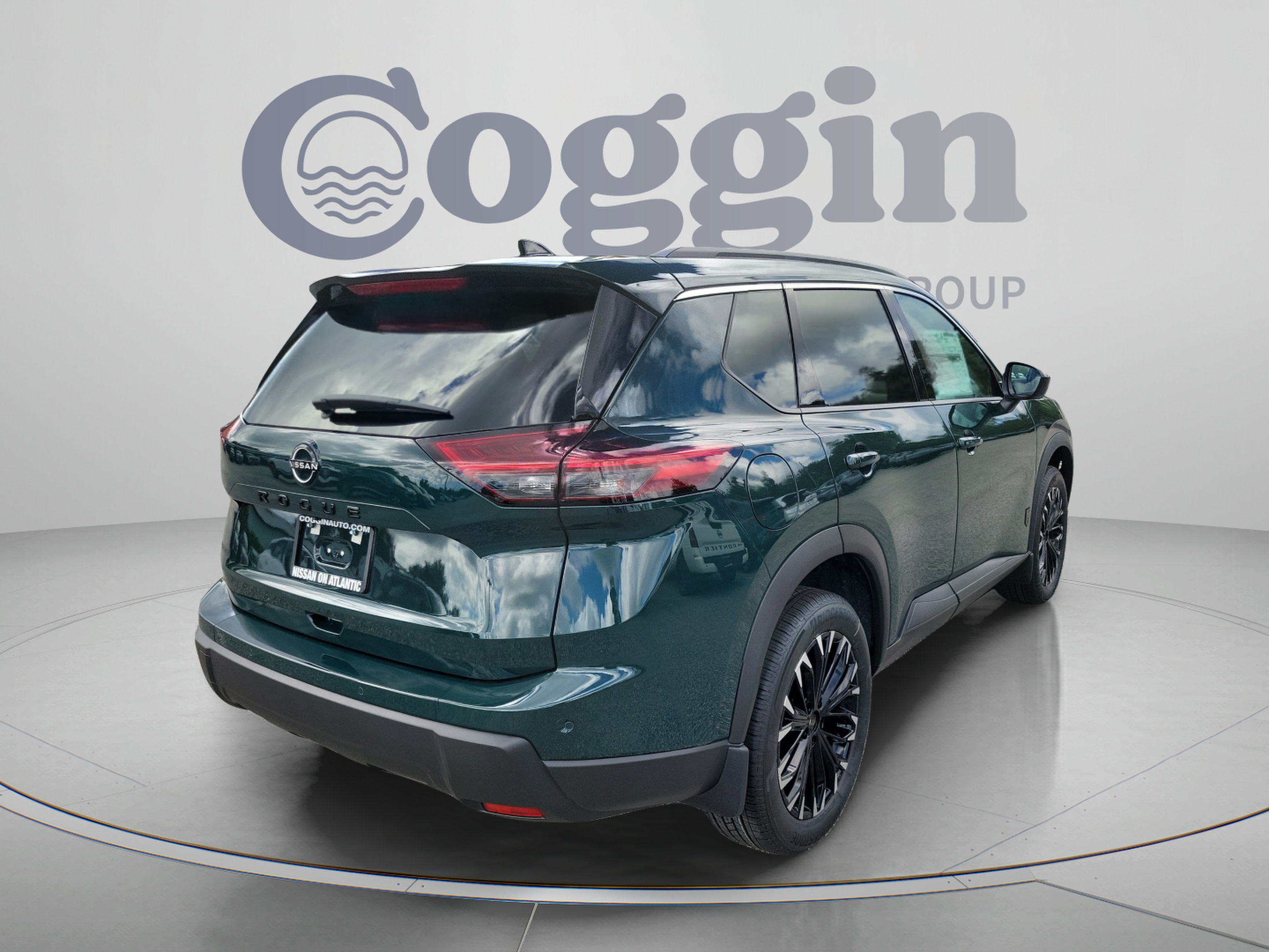 New 2026 Nissan Rogue Dark Armor FWD image 5