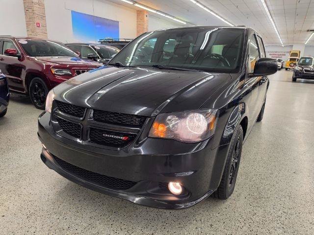 Used 2019 Dodge Grand Caravan GT FWD image 2