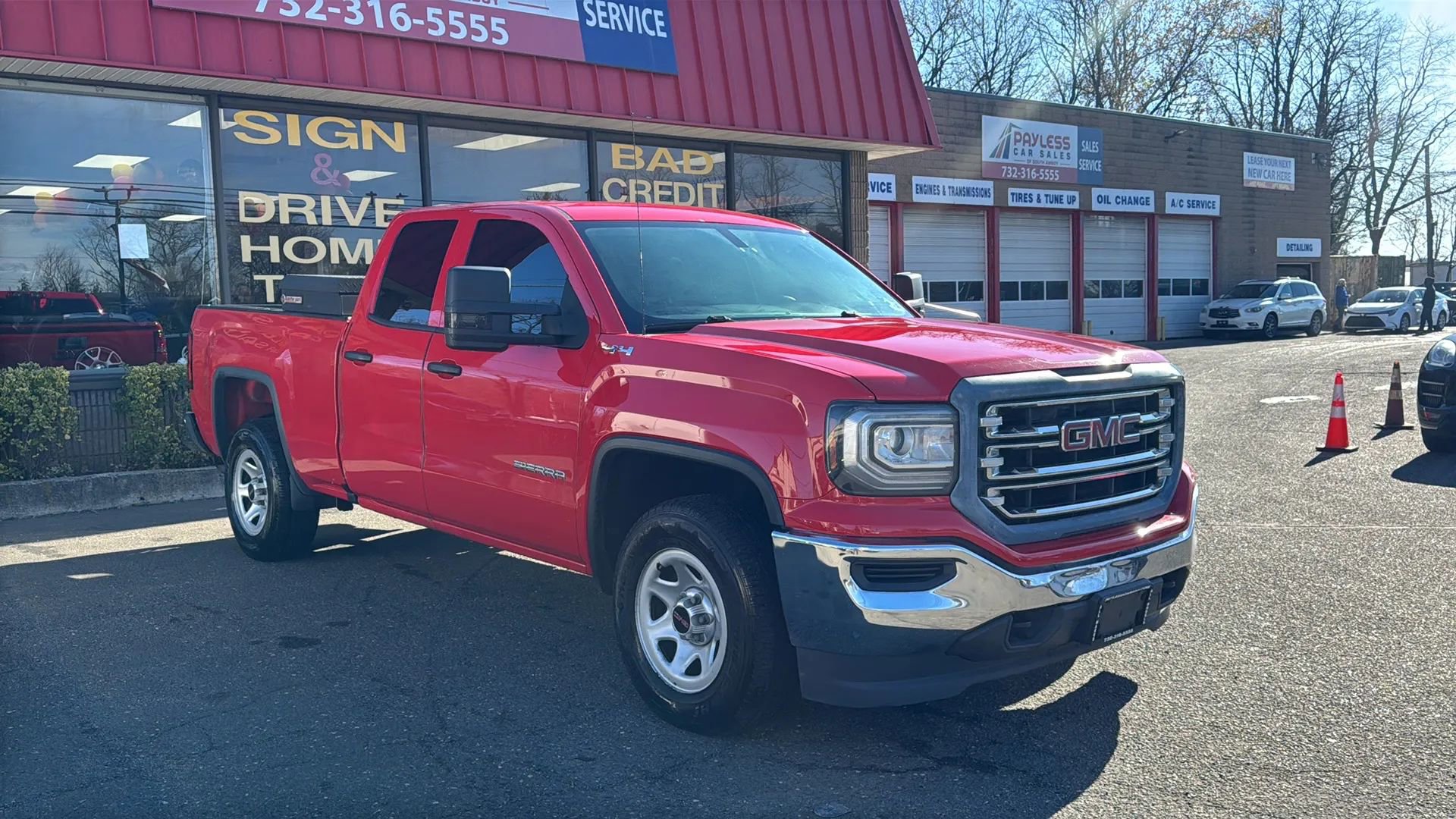 Used 2018 GMC Sierra 1500 Extended Cab 4WD 4.3L V6 image 3