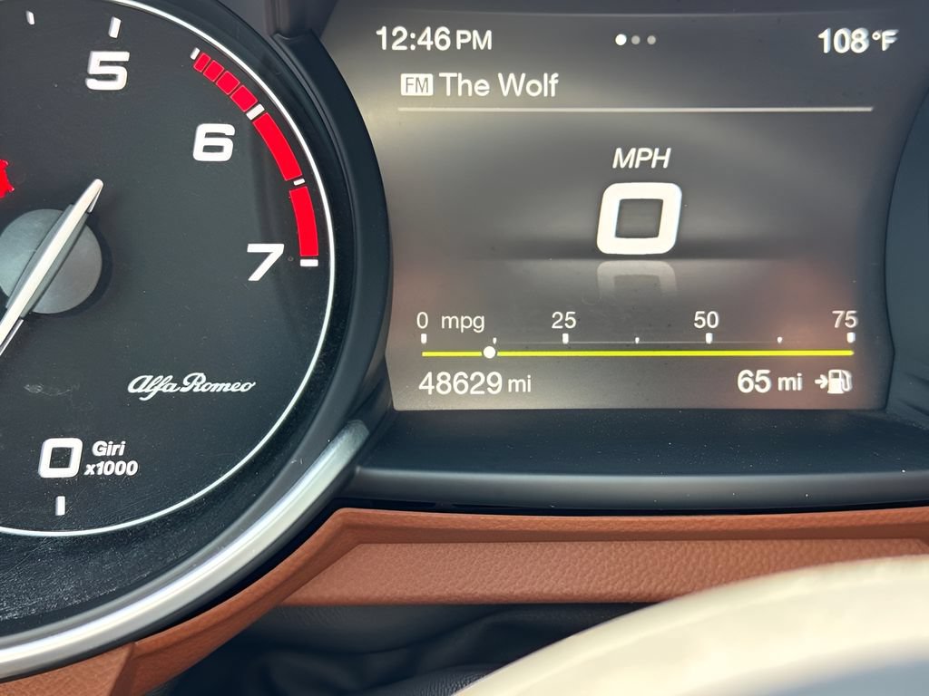 Used 2019 Alfa Romeo Giulia AWD w/ Nero Edizione image 23