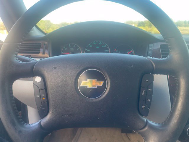 Used 2011 Chevrolet Impala LT FWD image 18