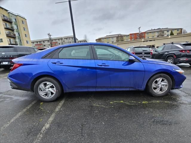 New 2026 Hyundai Elantra SE FWD image 8
