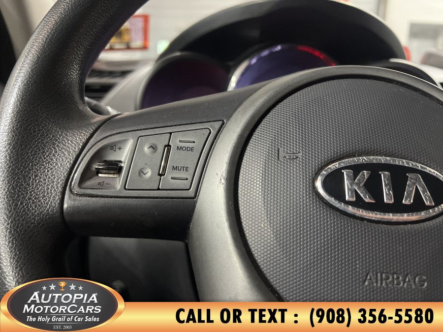 Used 2010 Kia Soul + w/ Audio Pkg FWD image 19