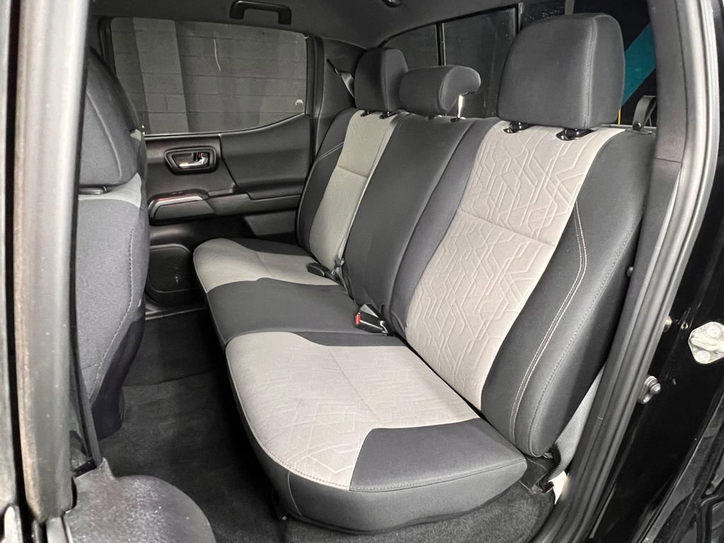 Used 2020 Toyota Tacoma TRD Sport w/ Advanced Technology Package AWD/4WD image 17