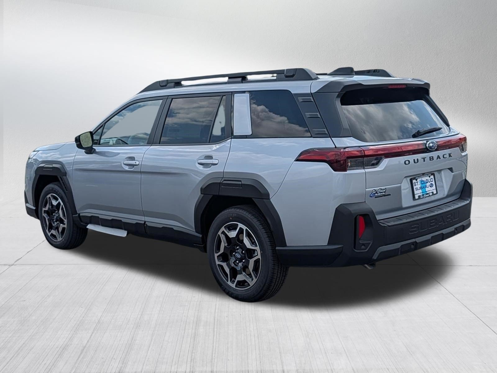 New 2026 Subaru Outback Touring AWD/4WD image 3