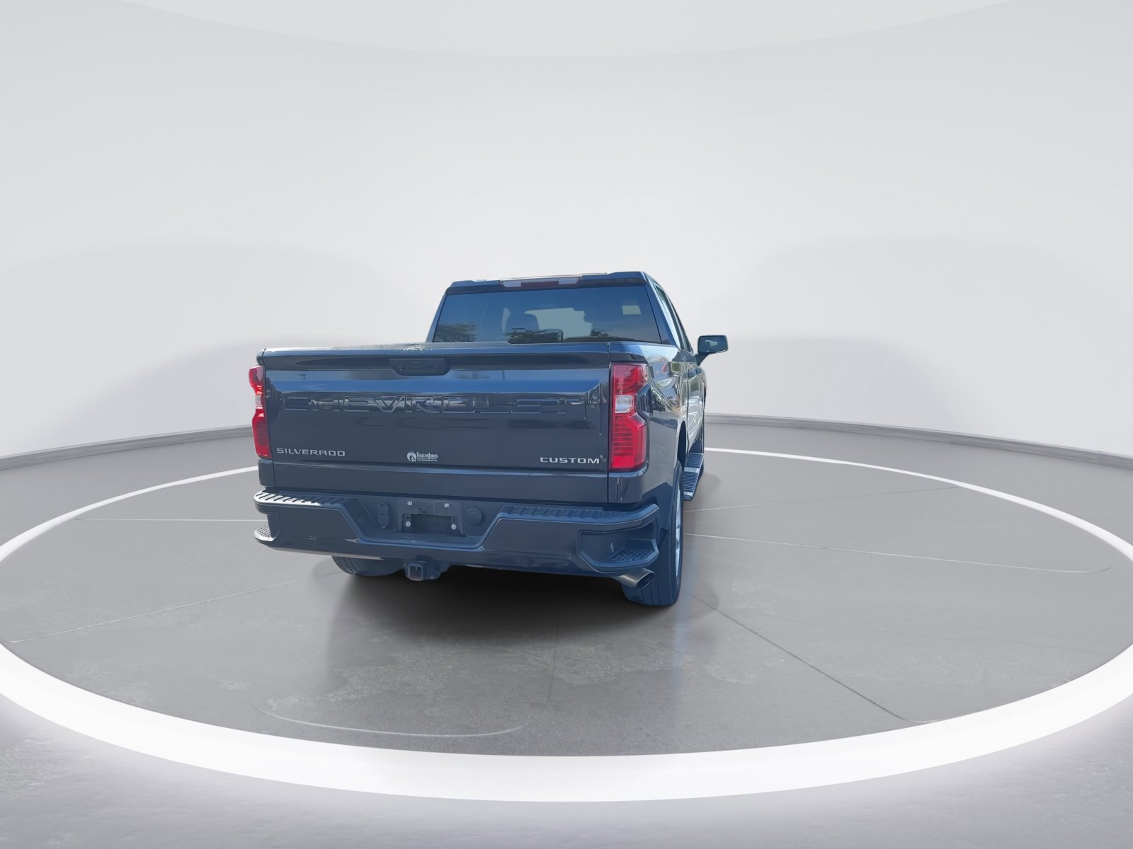 Used 2022 Chevrolet Silverado 1500 Custom image 8