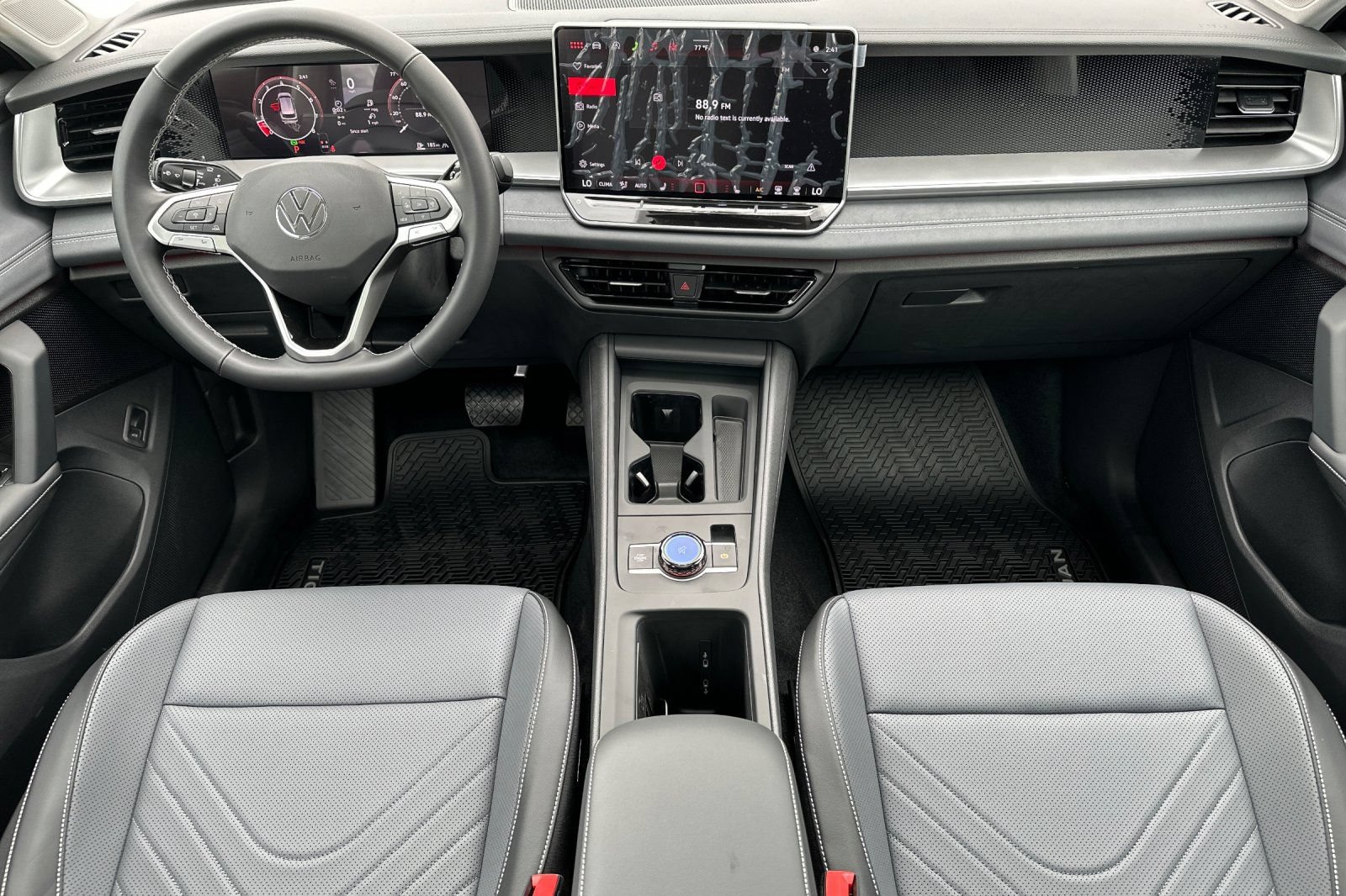 New 2026 Volkswagen Tiguan SE AWD/4WD image 13