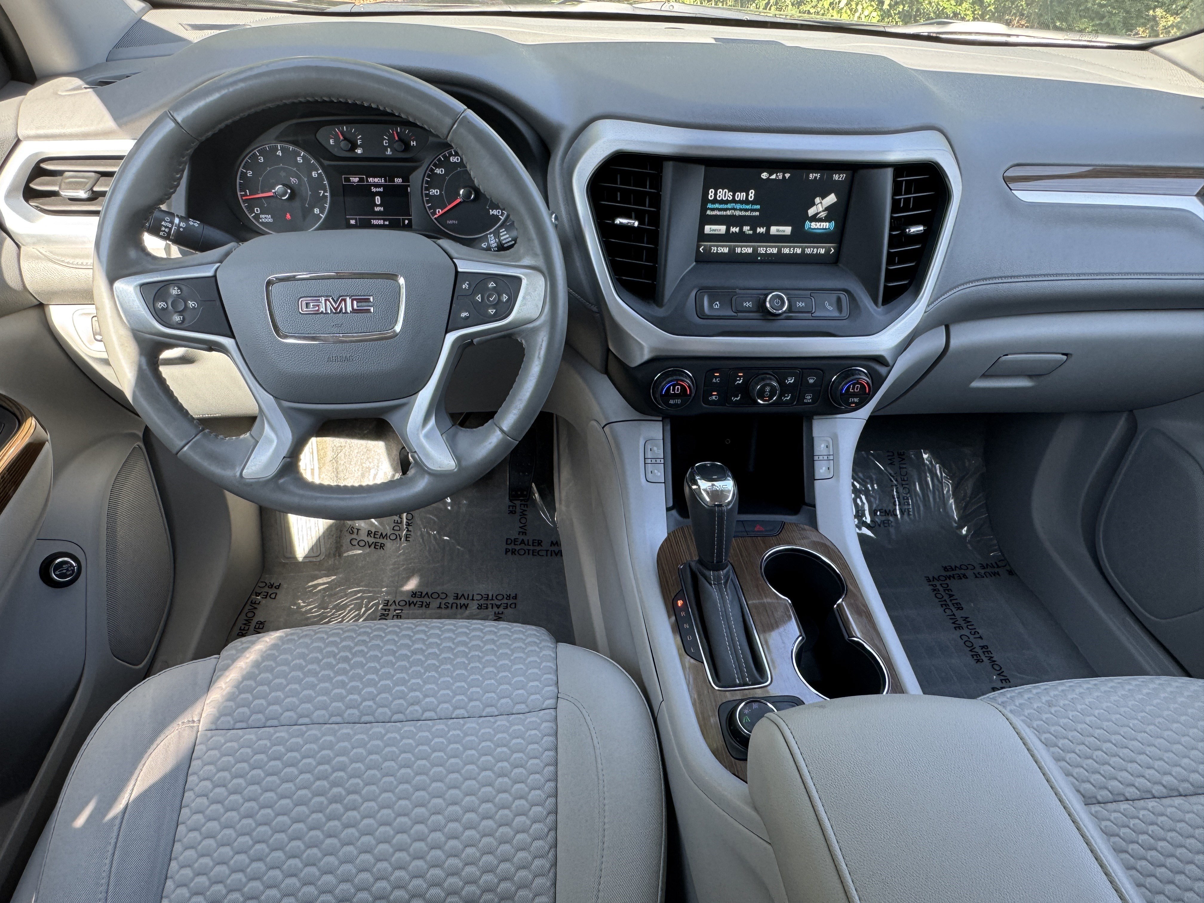 Used 2019 GMC Acadia SLE w/ LPO, Black Accent Package FWD image 22