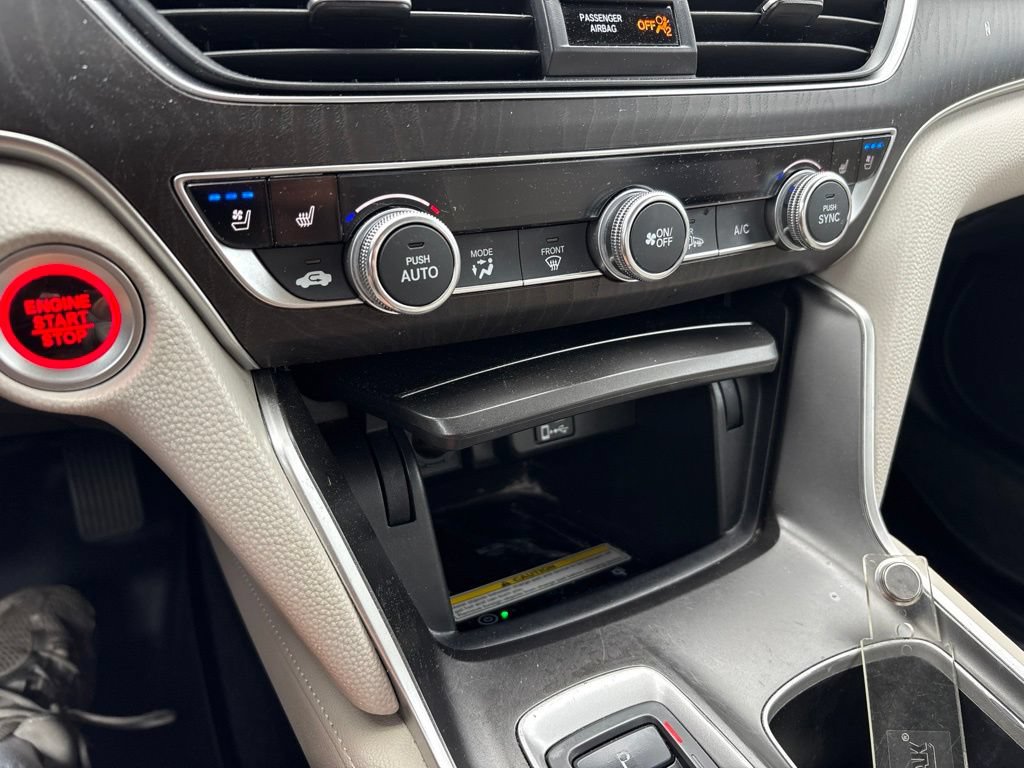 Used 2019 Honda Accord Touring image 24