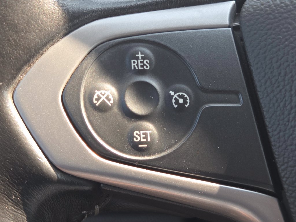 Used 2018 Chevrolet Colorado LT w/ LT Convenience Package AWD/4WD image 12