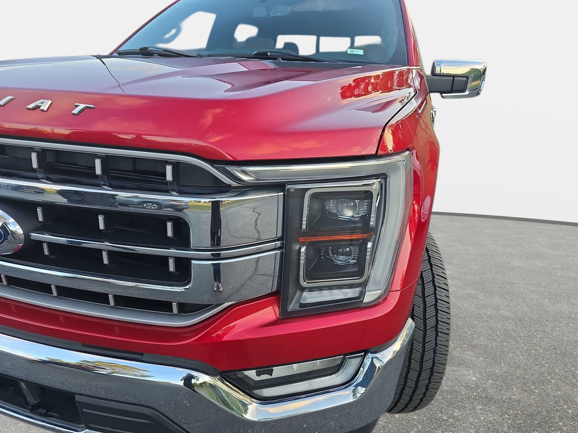 Used 2021 Ford F150 Lariat w/ Equipment Group 502A High AWD/4WD image 29