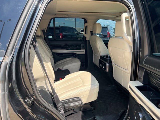 Certified 2018 Ford Expedition Platinum RWD image 22
