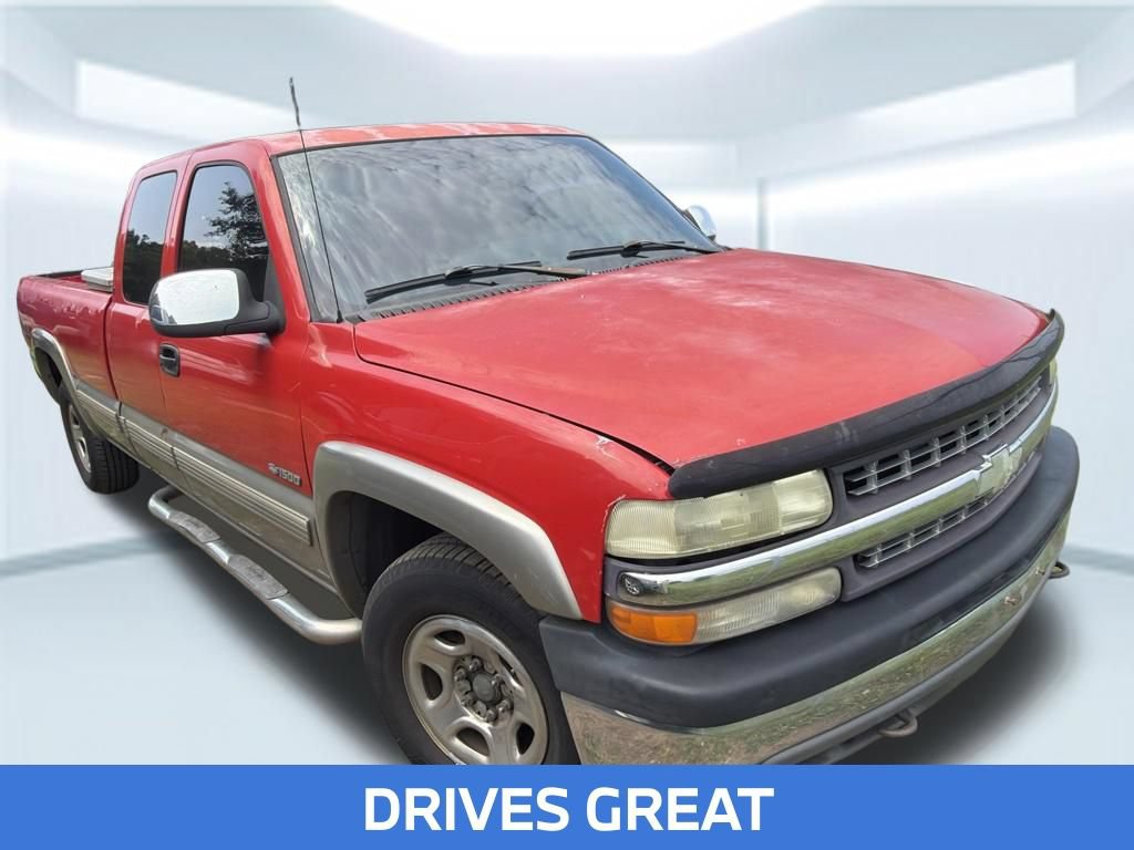 Used 2000 Chevrolet Silverado 1500 LS w/ Firm Ride Suspension Pkg AWD/4WD image 2