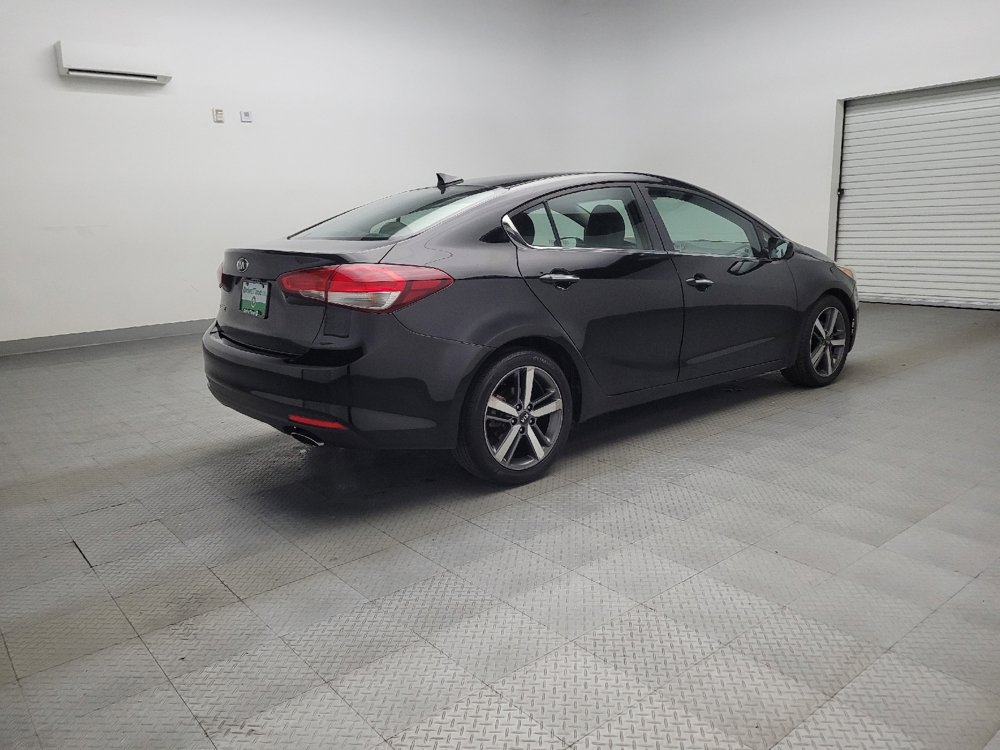 Used 2017 Kia Forte EX image 9