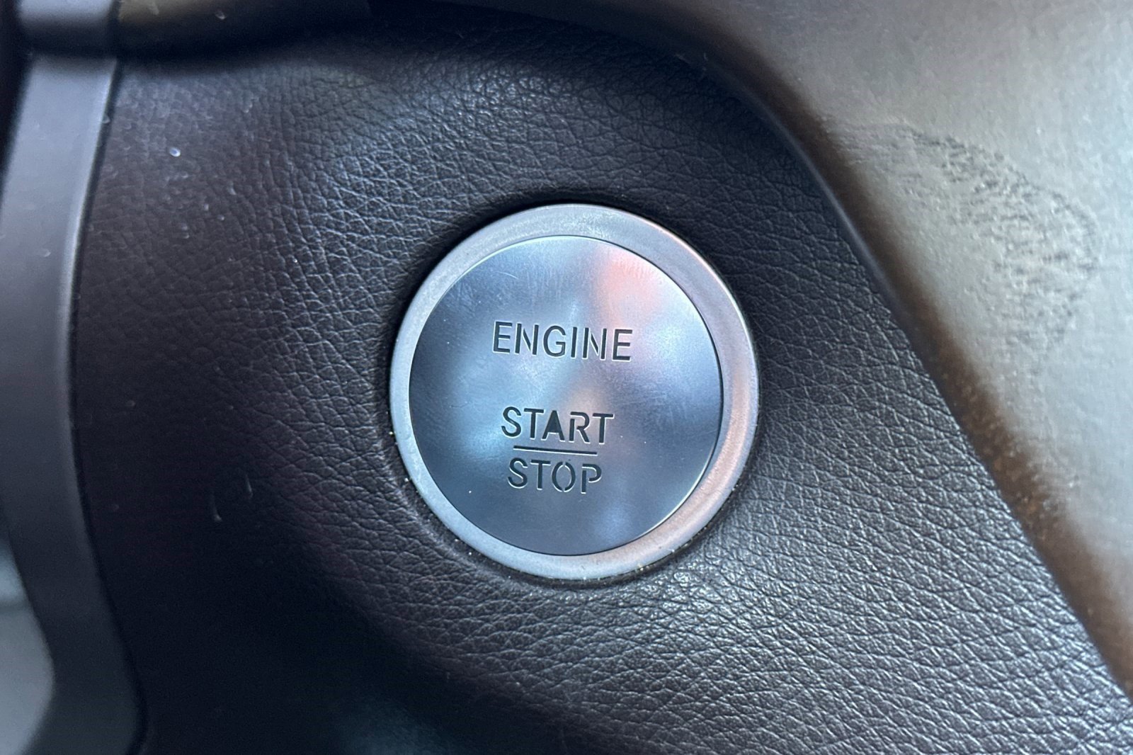 Used 2019 Mercedes-Benz GLS 450 4MATIC image 36